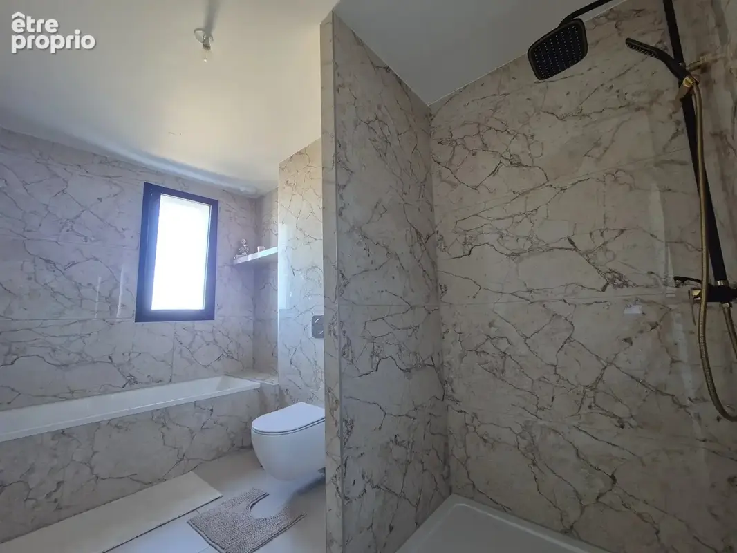 Maison de 2025 de 149.50 m2 habitable sur un terrain de 3700 m2 avec 4 chambres dont une chambre parentale au rdc - photo 6