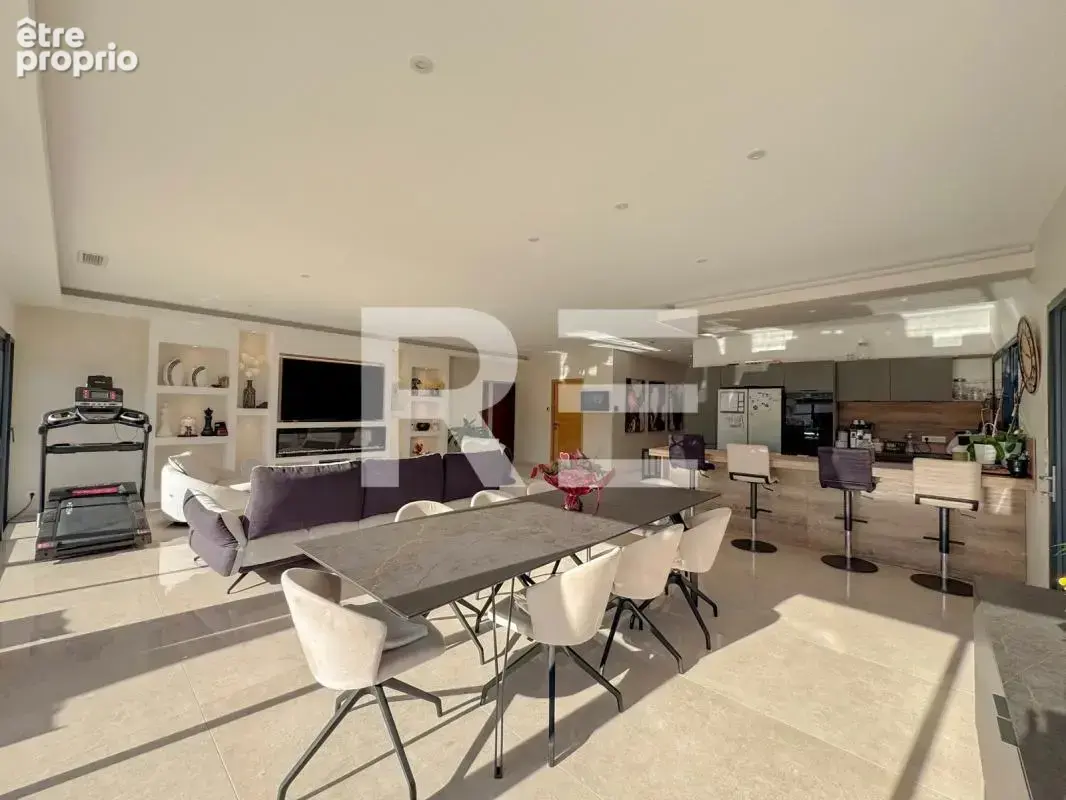Magnifique villa contemporaine de plain-pied avec piscine - photo 13