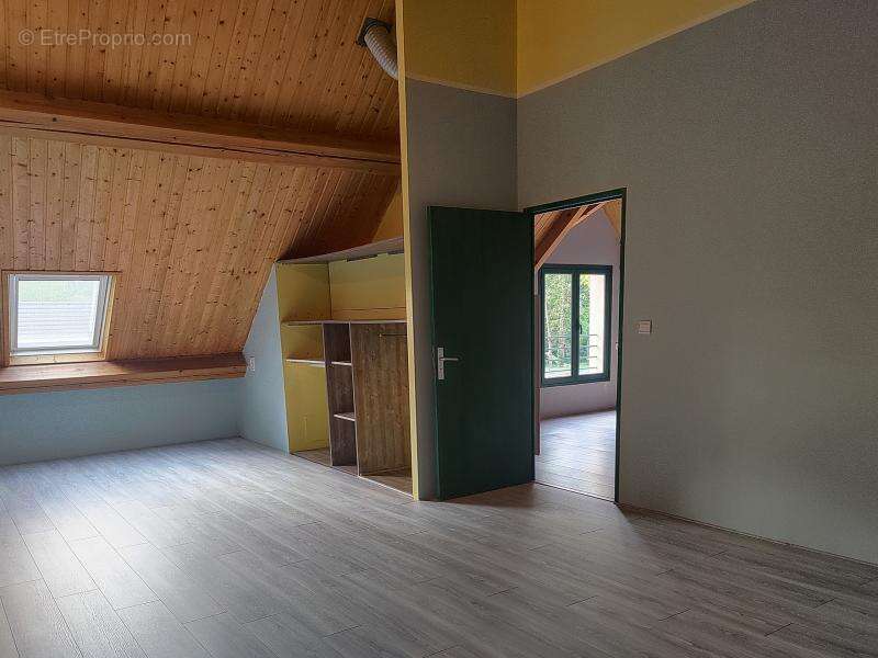 Maison à MOUSSEAUX-SUR-SEINE