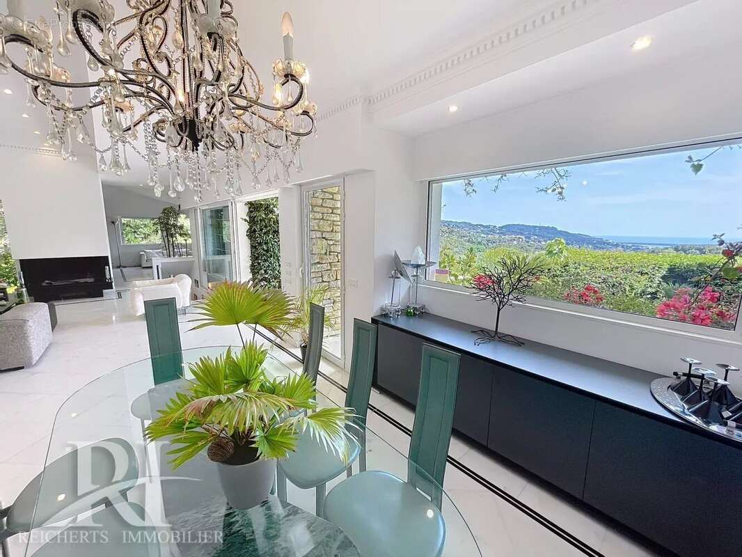 Maison à MOUGINS