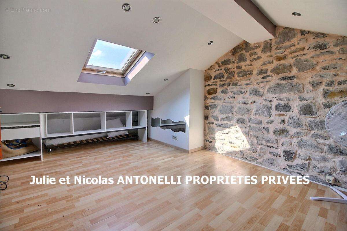 Appartement à FIRMINY