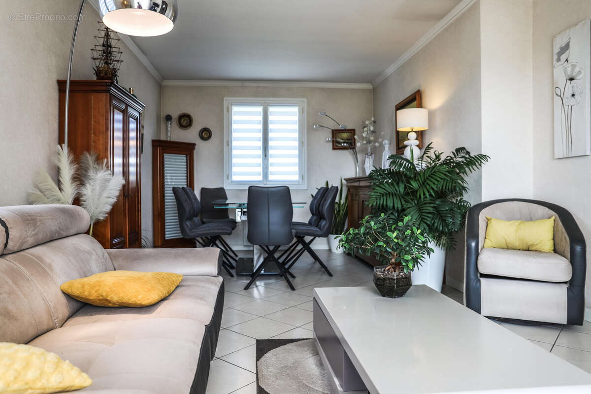 Maison à VAUX-SUR-MER