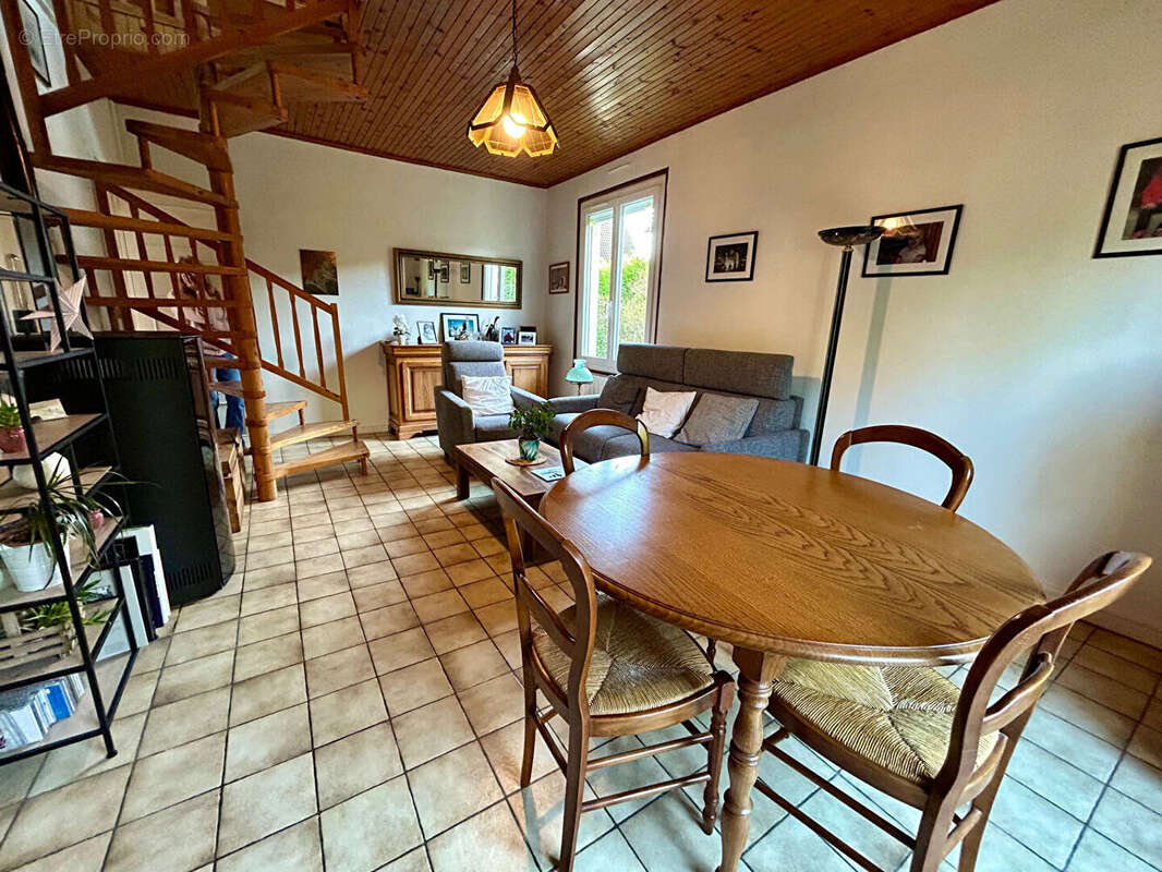 Maison à TOUFFREVILLE