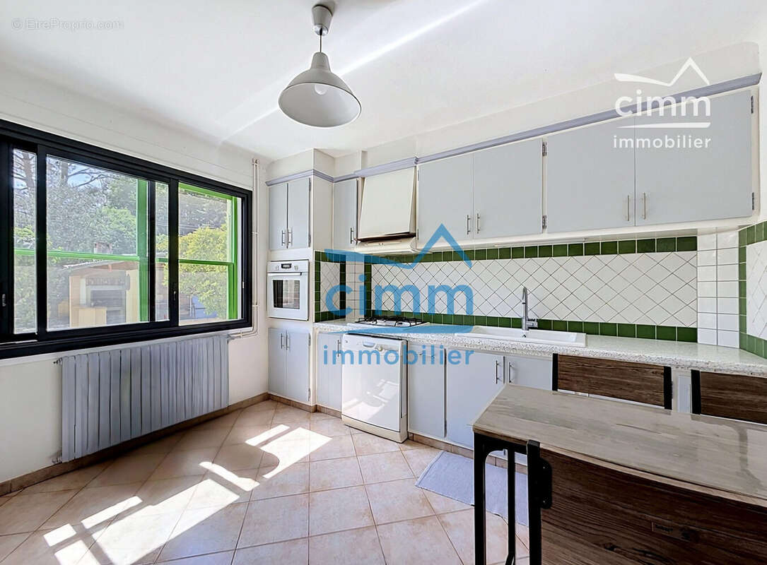 Maison 225 m² à Carpentras  - photo 8