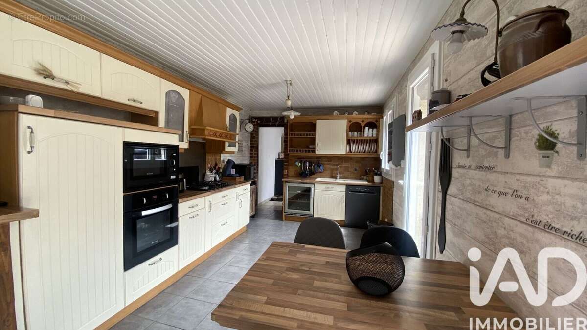 Photo 5 - Maison à ESTREES-SAINT-DENIS