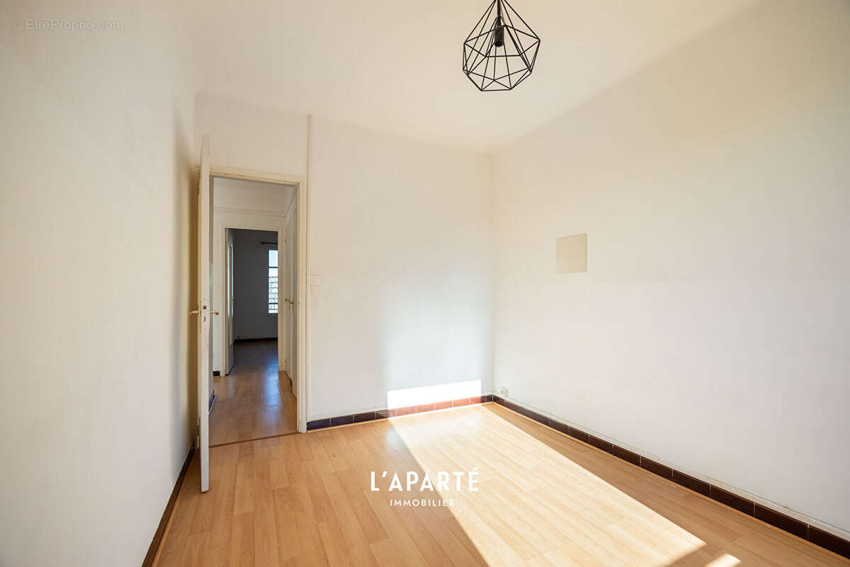 Appartement à MARSEILLE-9E
