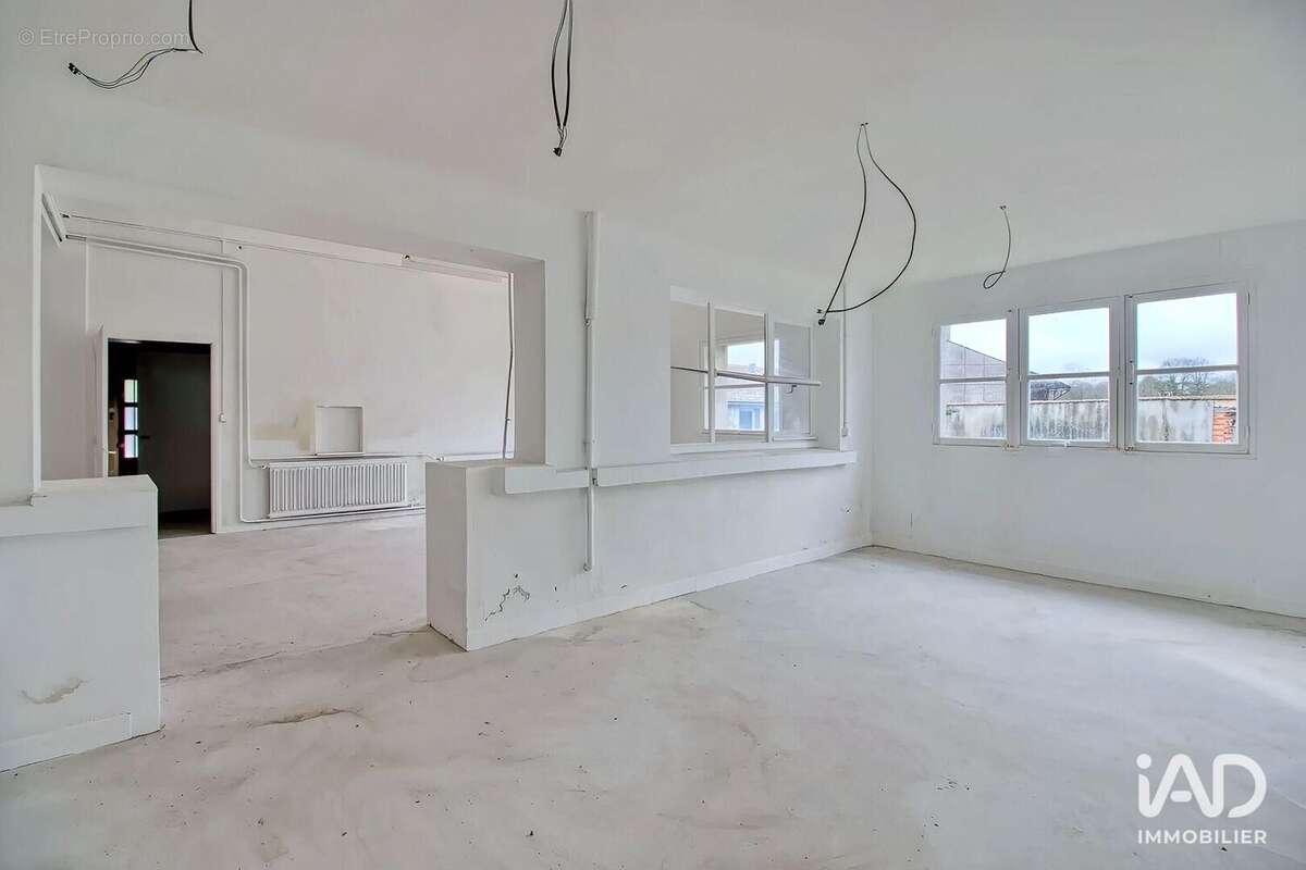 Photo 5 - Commerce à CHATILLON-COLIGNY