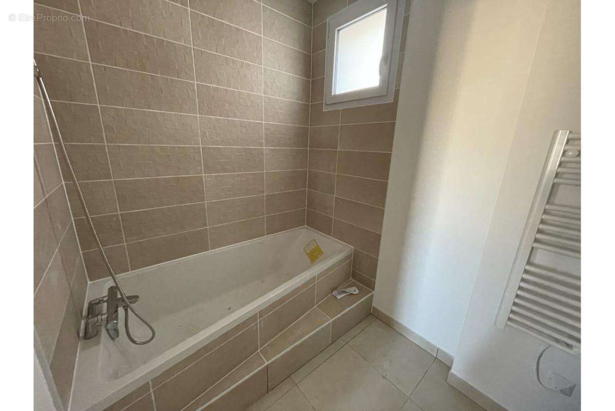 Appartement à AUZEVILLE-TOLOSANE