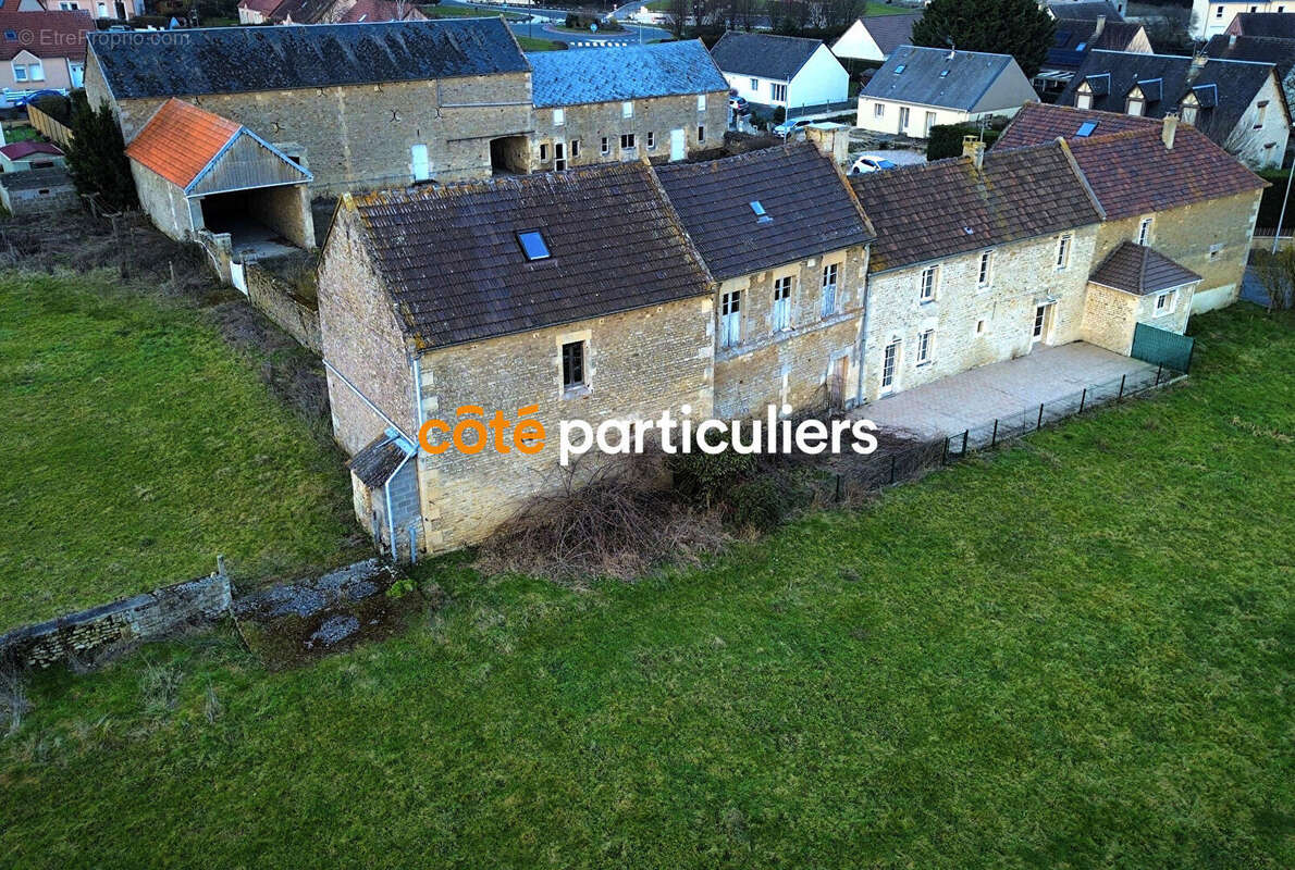 Maison à GRAINVILLE-SUR-ODON