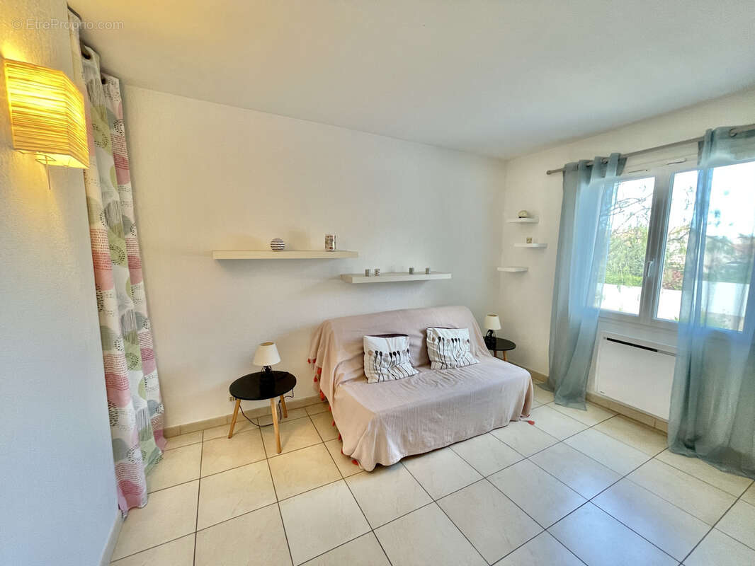 Maison à LAROQUE-DES-ALBERES