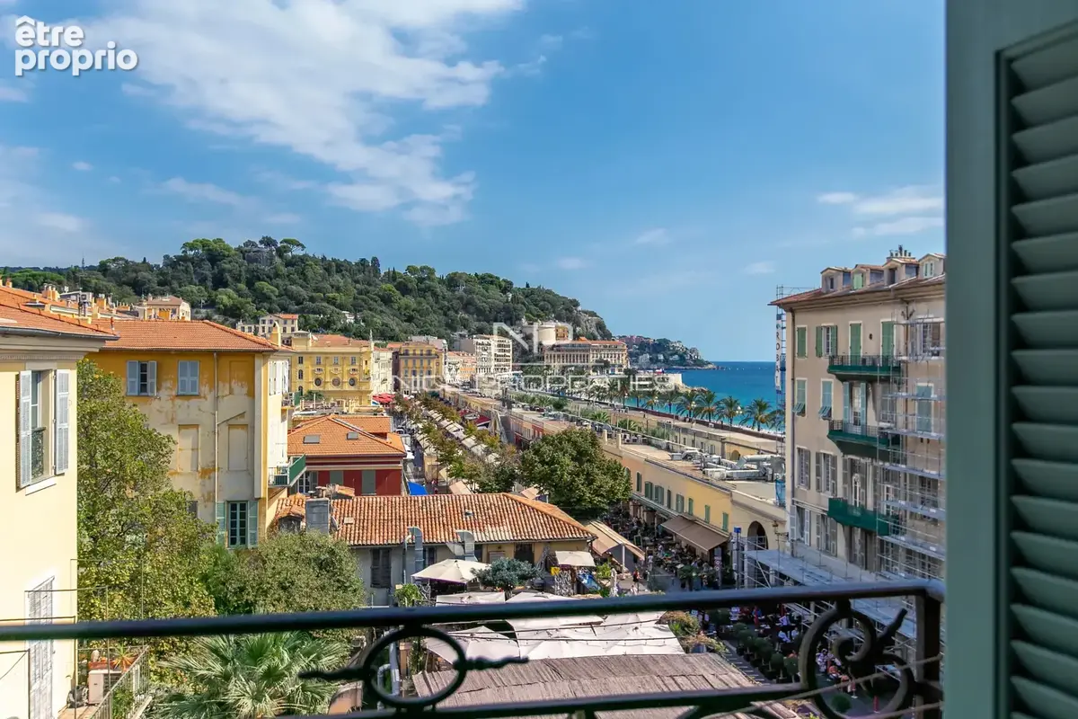 Nice – vieux-nice  charmant appartement studio/2 pièces, avec vues dégagées mer - photo 1
