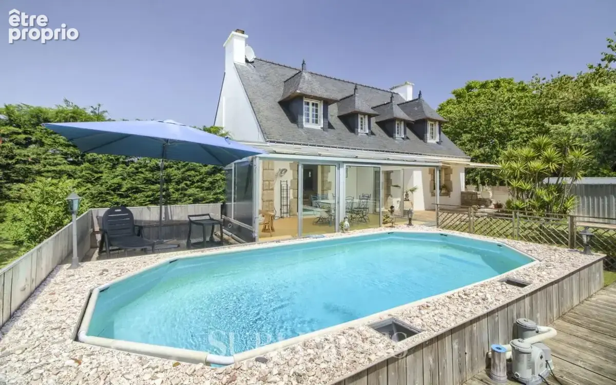 Maison à LE HEZO