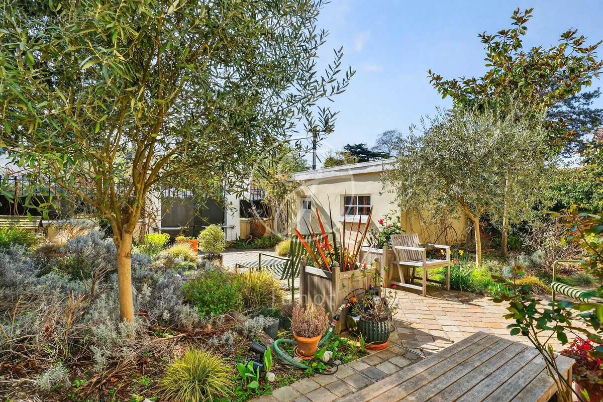 Maison à LE VESINET