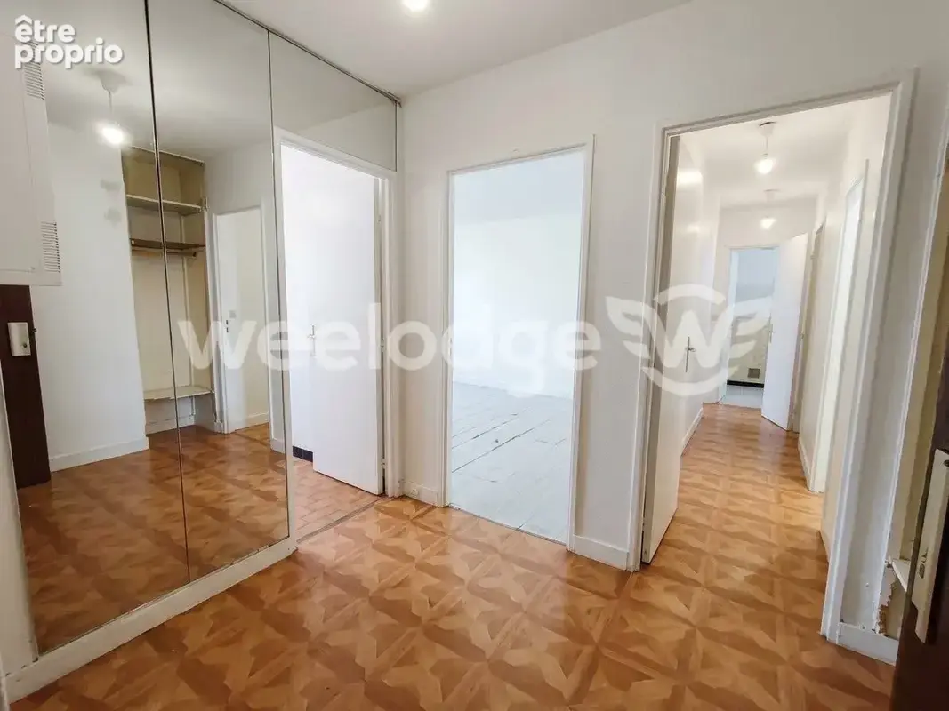 Appartement 2 pièces 50 m² à vendre à Montreuil (93100) - photo 2