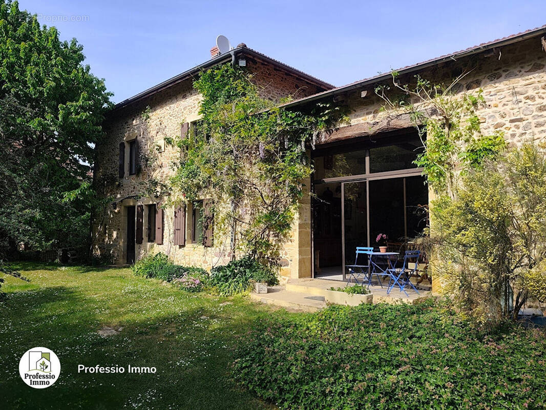 Maison à SAINT-MARTIN-DE-LIXY
