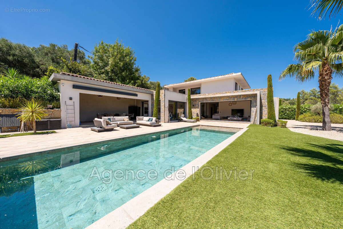 Maison 309 m² à Opio  - photo 9