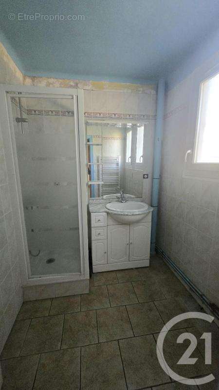 Appartement 39 m² à Pont-Sainte-Maxence  - photo 4