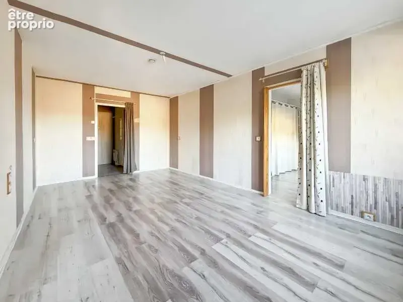 Appartement 2 pièces 51 m² à vendre à Pont-De-Roide (25150) - photo 4