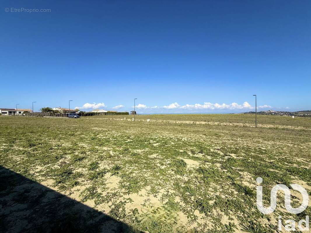 Photo 5 - Terrain à VILLENEUVE-LES-MONTREAL