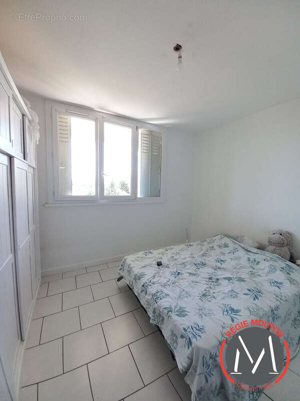 Appartement 59 m² à Bron  - photo 2