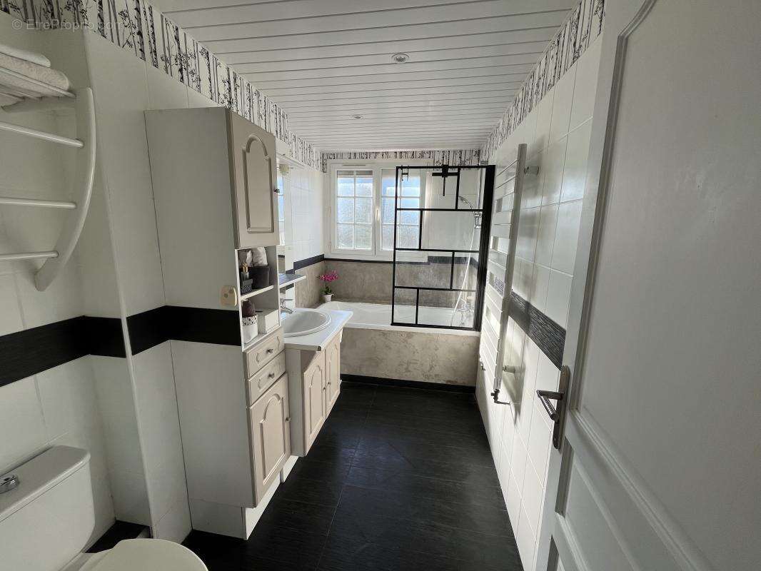 Maison à PONTAULT-COMBAULT