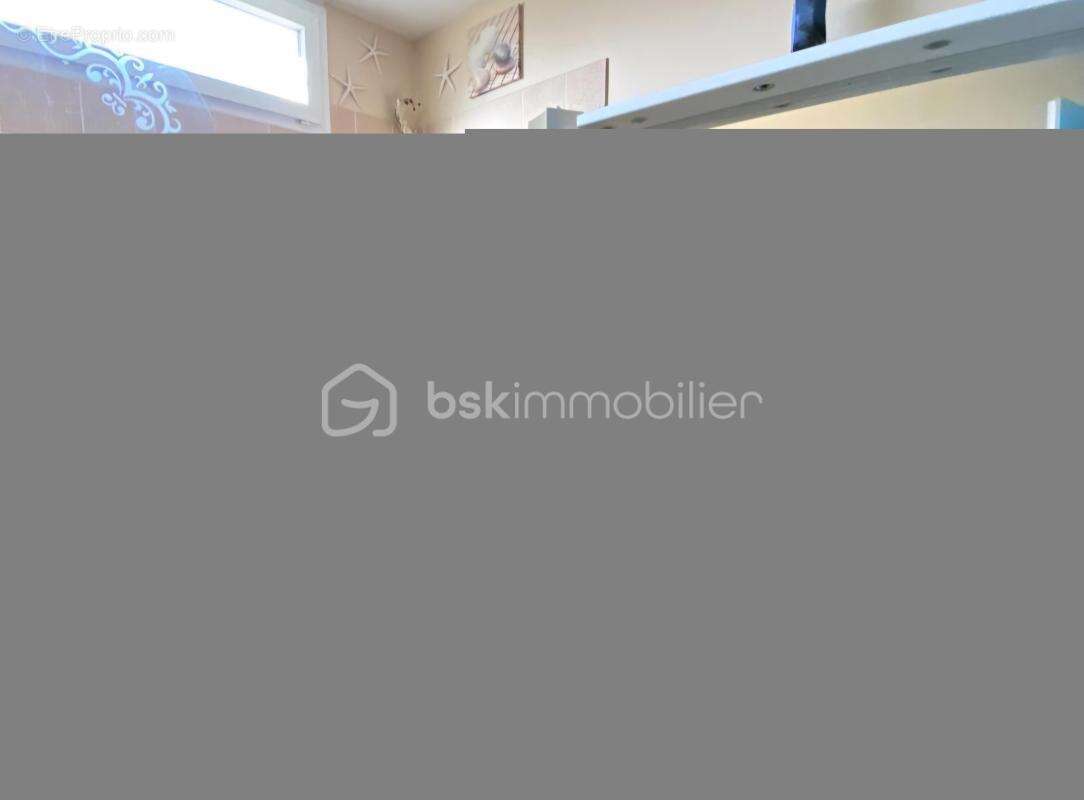 Maison à SERRES-CASTET