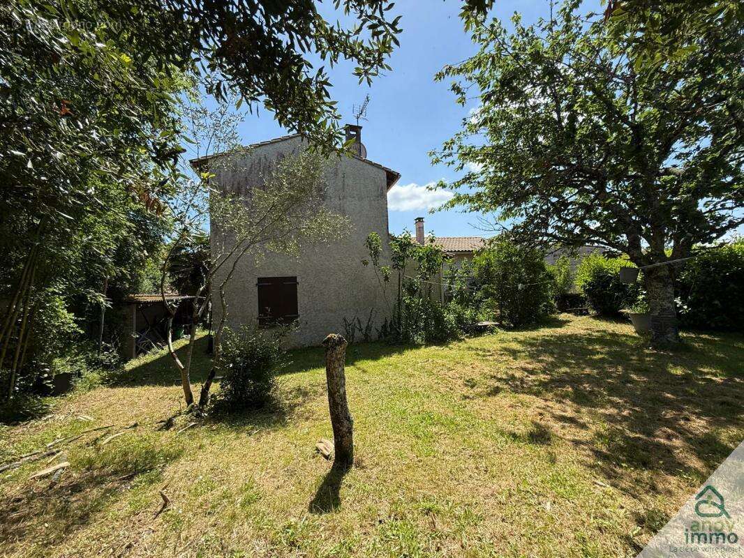 Maison à MORNAC