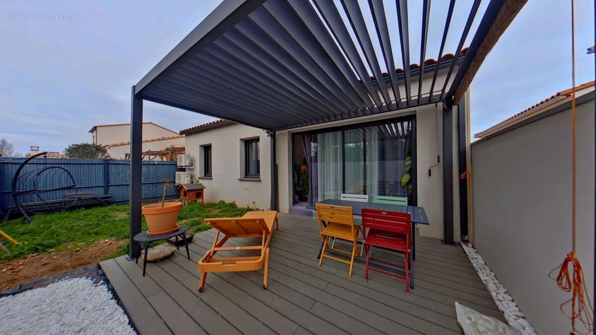 Maison à PIA