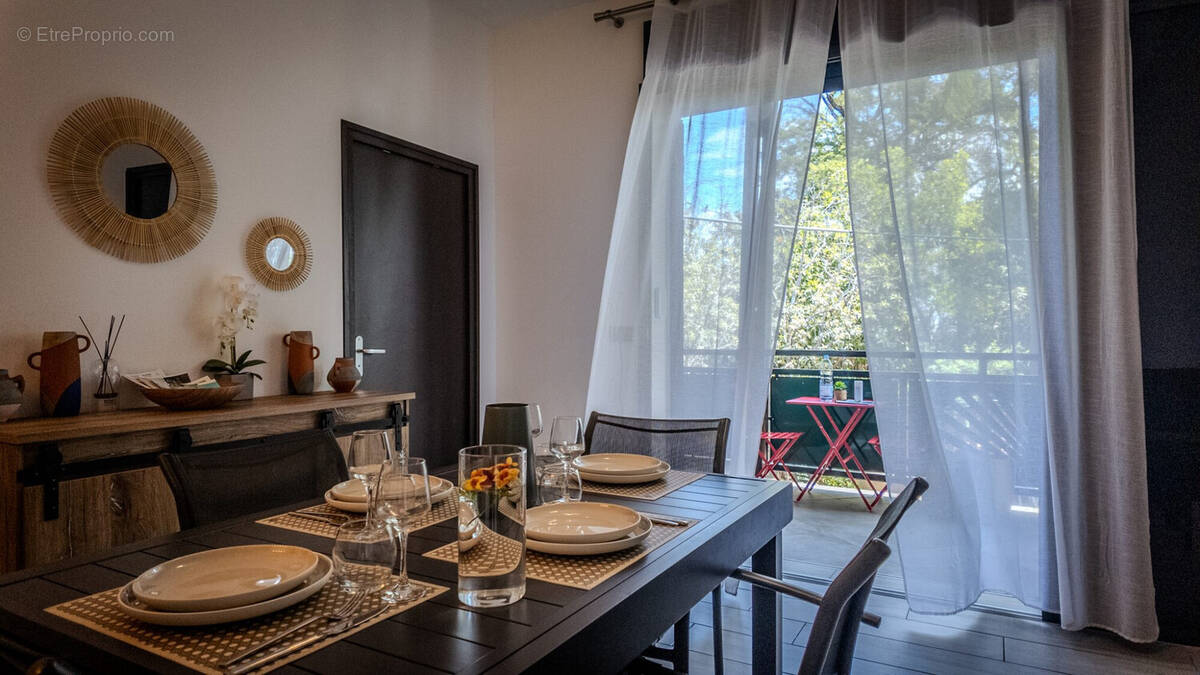 Appartement à L'ETANG-SALE