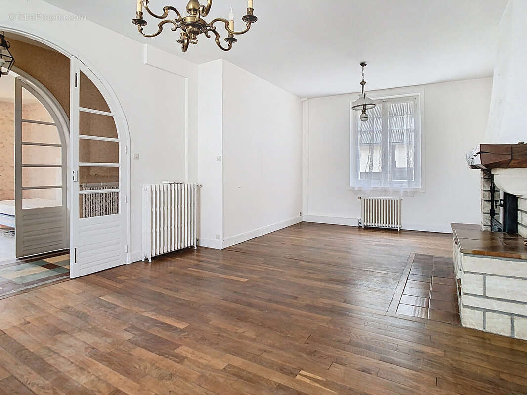 Maison à PONT-HEBERT