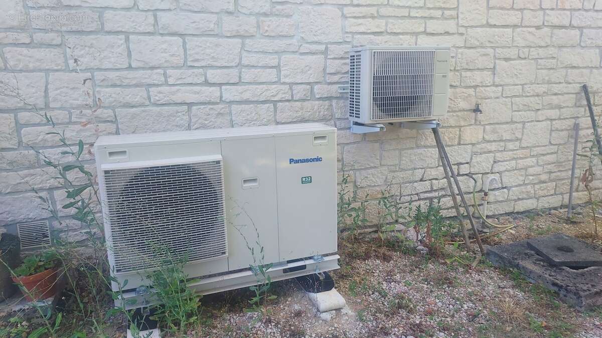 Maison à vendre 4 pièces LACHAPELLE AUZAC (46) - photo 24