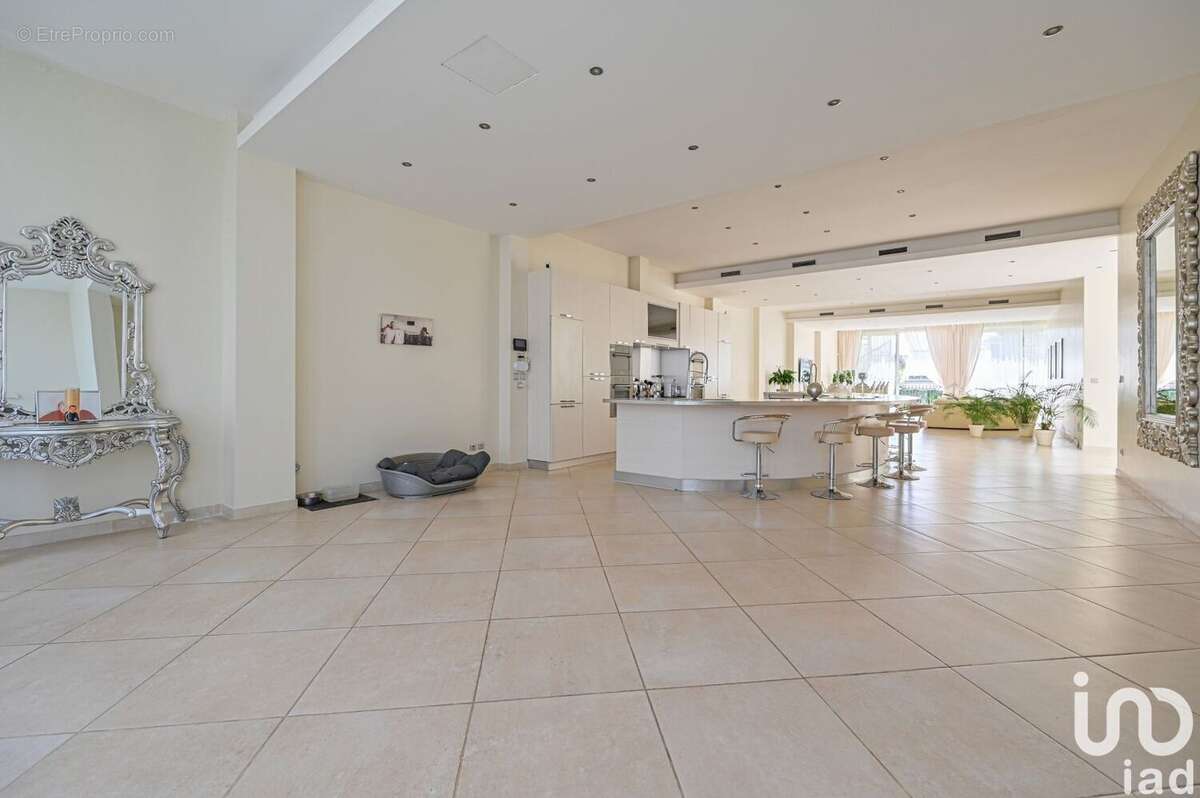 Photo 6 - Maison à SAINT-CLOUD