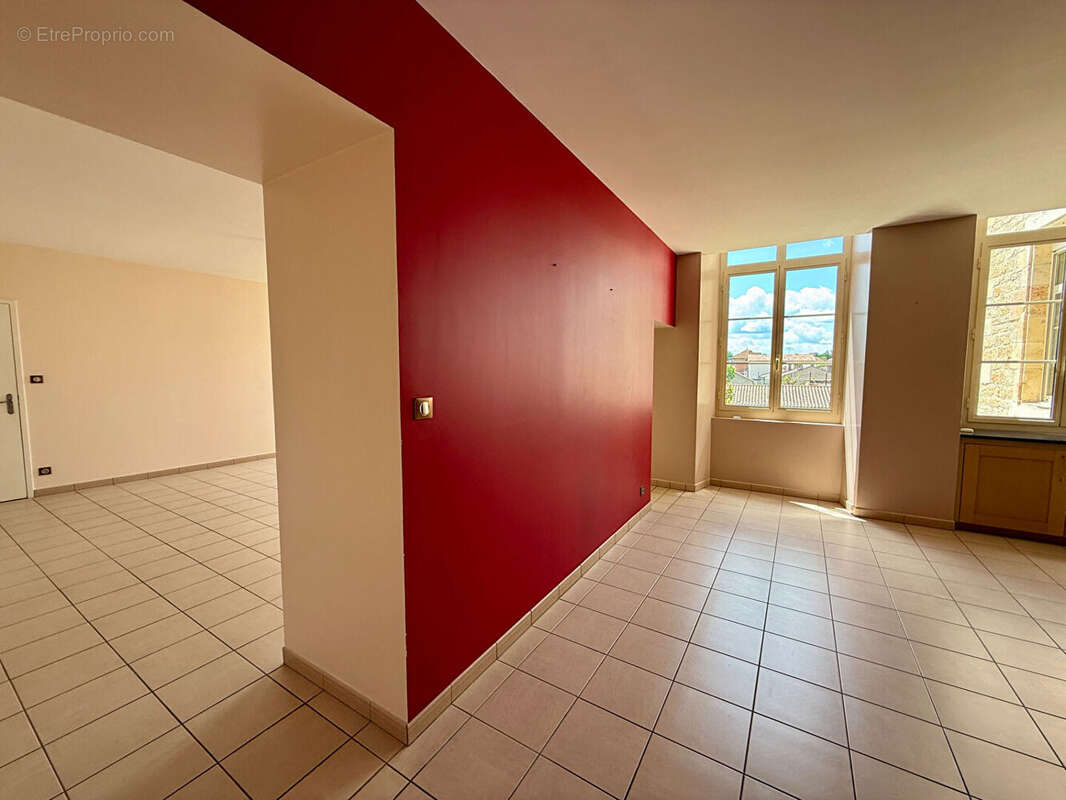 Appartement à MONSEMPRON-LIBOS