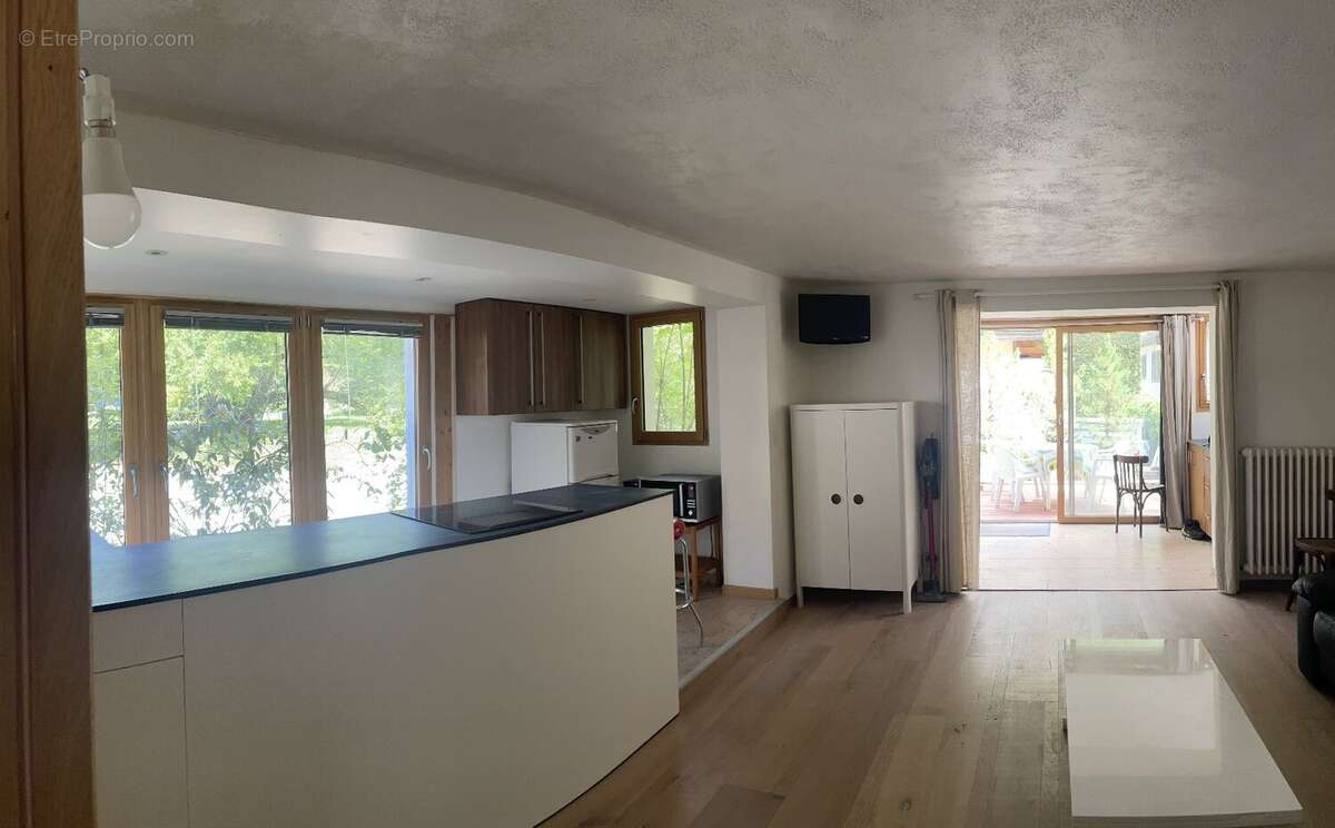 Appartement à TALLOIRES