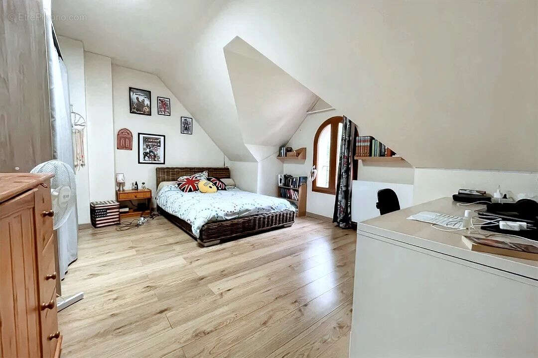 Maison à VILLIERS-SUR-MORIN