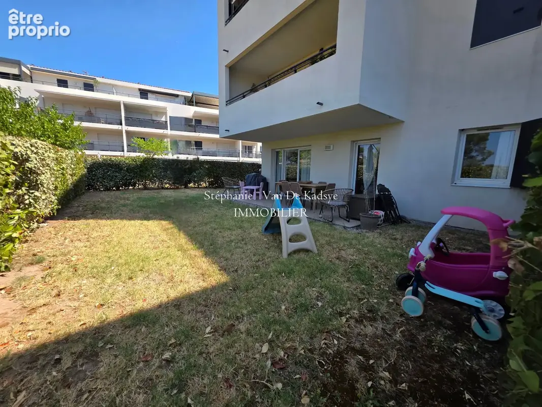 APPARTEMENT - REZ DE JARDIN -  2 chambres - jardin  - parking - photo 13