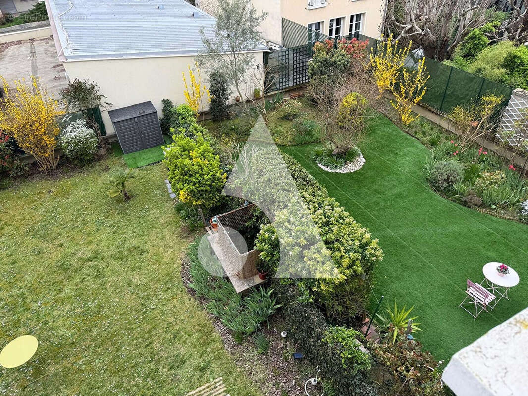 Appartement à SAINT-MAUR-DES-FOSSES