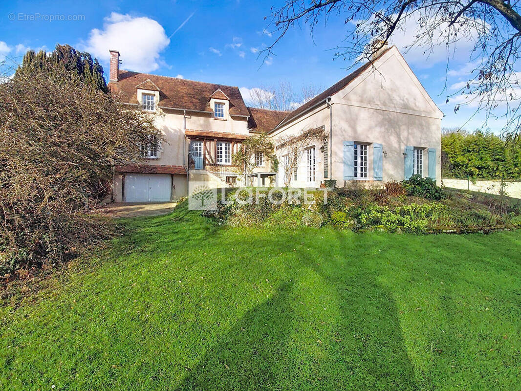 Maison à VAUX-SUR-SEINE