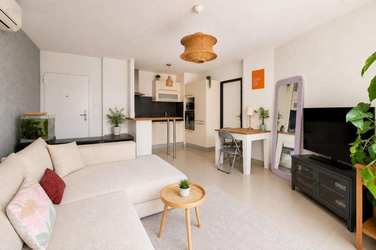 Appartement T3 de 59 m² avec terrasse et parking – Marseille - photo 2