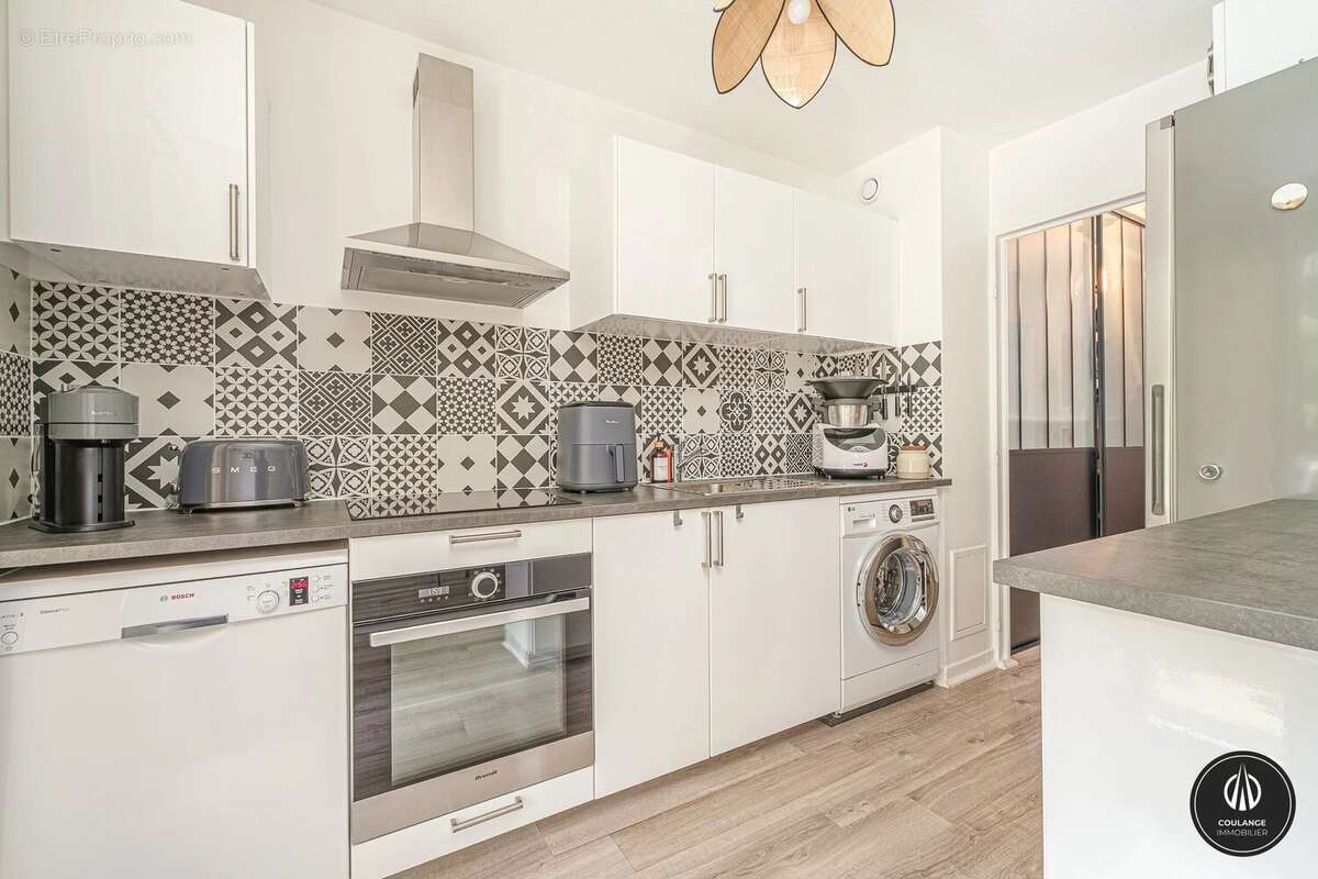 Appartement à MARSEILLE-9E
