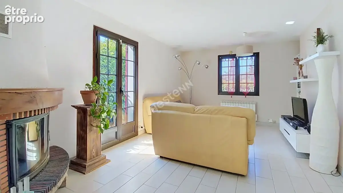 SAINT-HERBLAIN - LA BOUVARDIÈRE / Maison 6 pièces 4 chambres, garage, jardin - photo 9