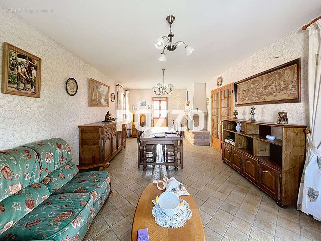 Maison à SAINT-PAIR-SUR-MER