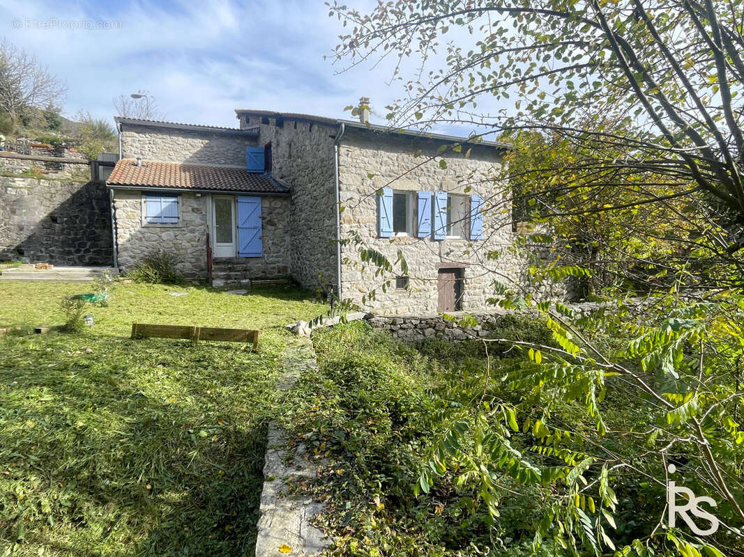 Maison à VALGORGE