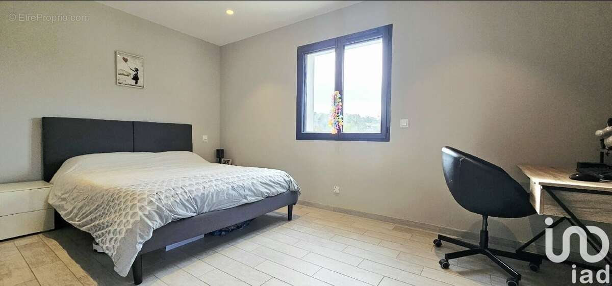 Photo 9 - Maison à ROQUEBRUNE-SUR-ARGENS