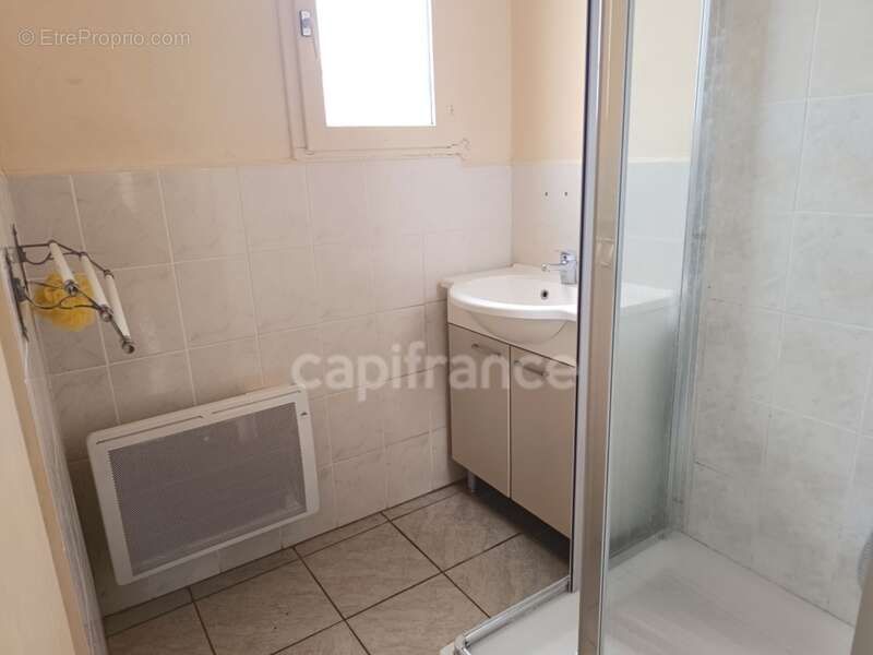 Maison à VILLENEUVE-SUR-YONNE