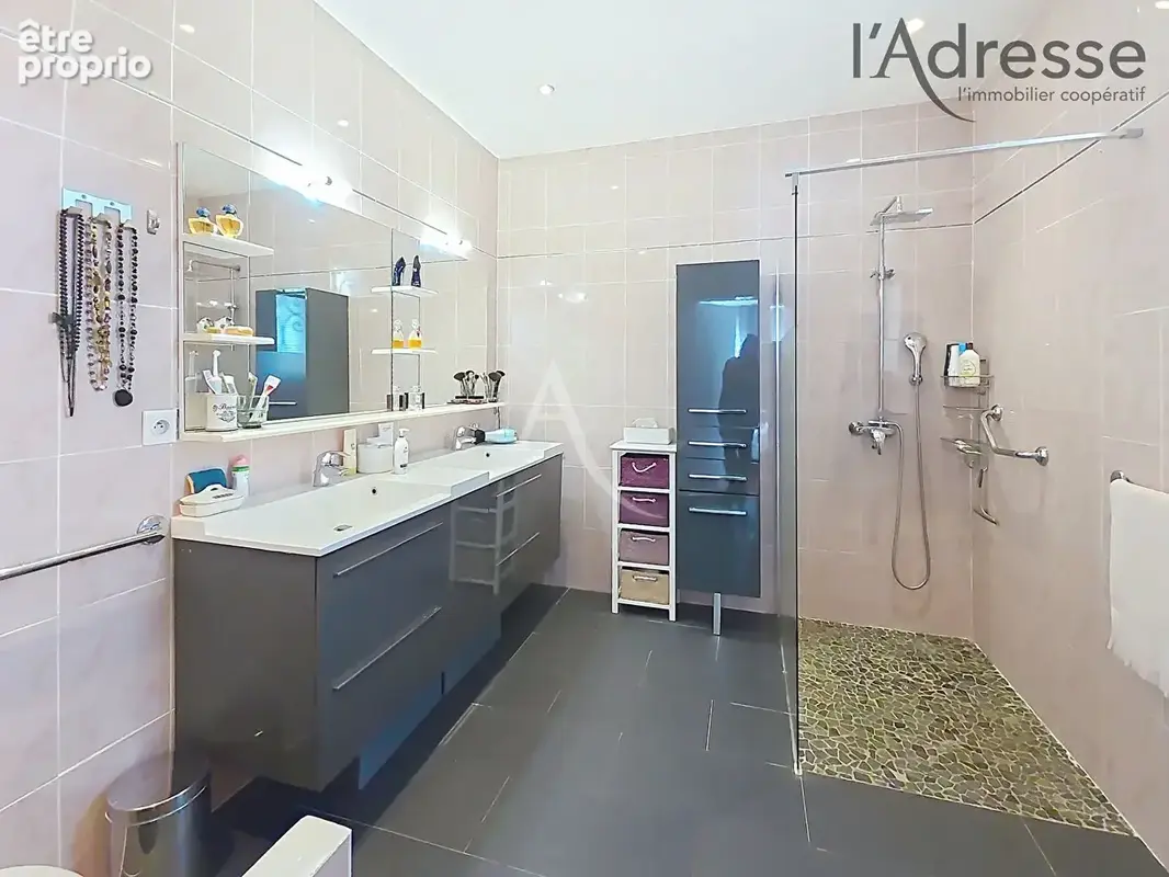 Villa de Caractère 135 m² Quartier Minelle à Mandelieu - photo 9
