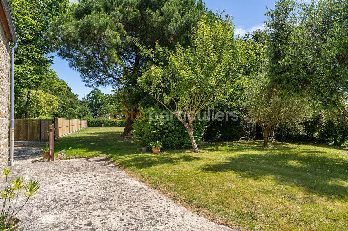 Propriété Saint Coulomb, bord de mer, 7 pièces 236 m2. Jardin paysager - photo 2