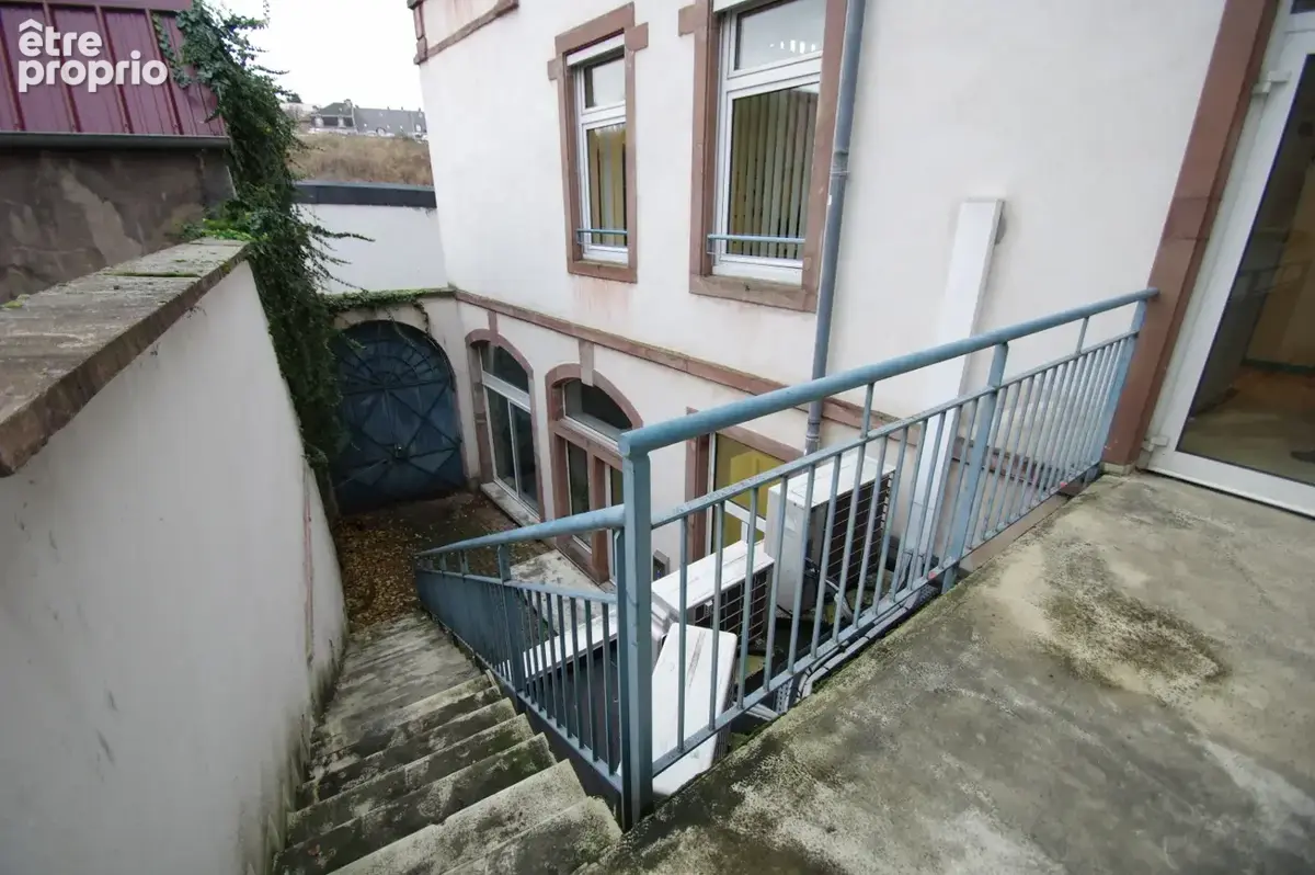 Immeuble de bureaux 468 m2 hab. Centre ville - photo 9