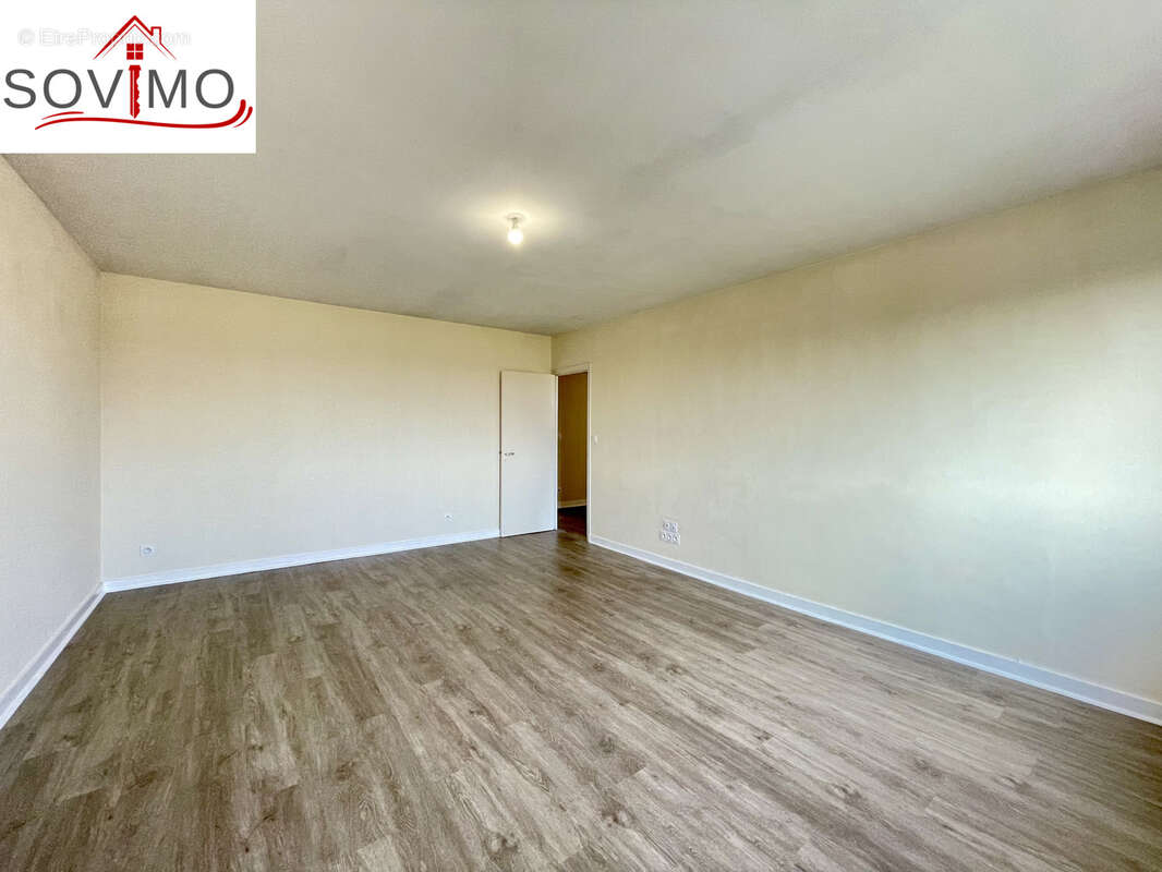 Appartement à SAINT-JUNIEN