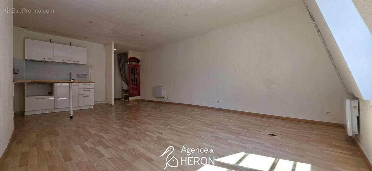 Photo 2 - Appartement à SENS